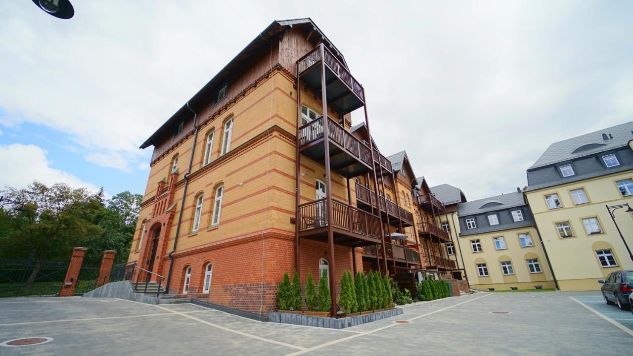 Apartamenty Everysky - Mickiewicza 30 Jelenia Góra Екстериор снимка